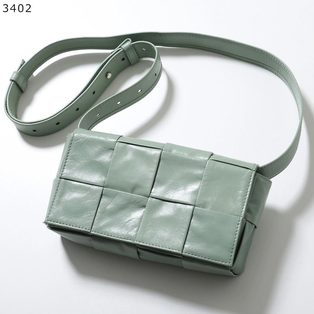 BOTTEGA VENETA Cassette Body Bag Belt Maxi Intrecciato Leather Clutch